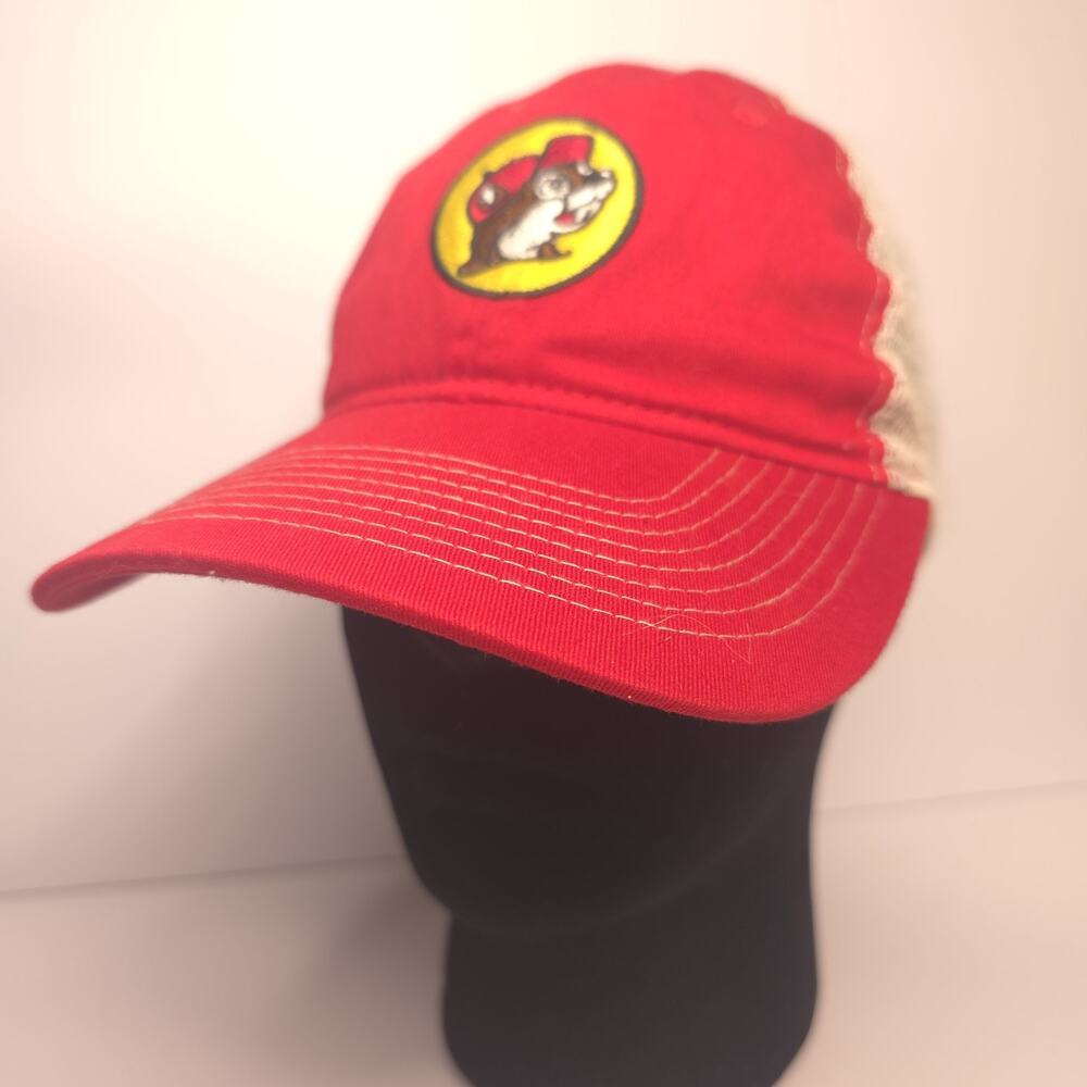 Buc-ees Mesh Back Snapbback Adjustable Trucker's Hat Cap OSFM Beaver Red